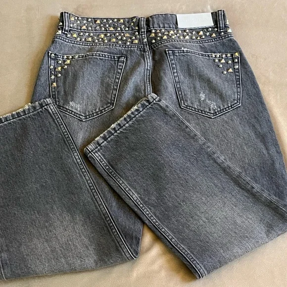 *NWOT* THE KOOPLES NELLY STUDDED GRAY LOW-RISE/CROPPED JEANS - Picture 3 of 12